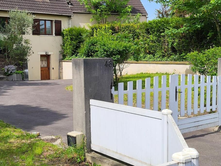 Appartement Paris Disneyland, Parking Gratuit, Rer A 누와시 르 그헝 외부 사진